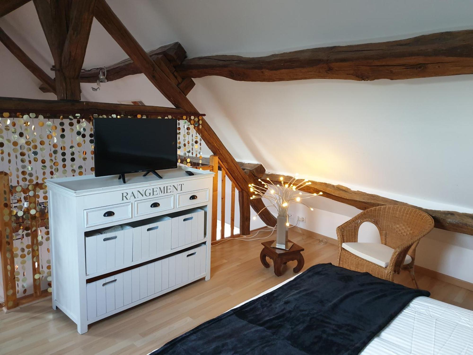 Maisons Cosy De Village Gurgy Exteriör bild